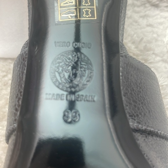 NIB Versace Crackle Laminato Sandal - Picture 6 of 9